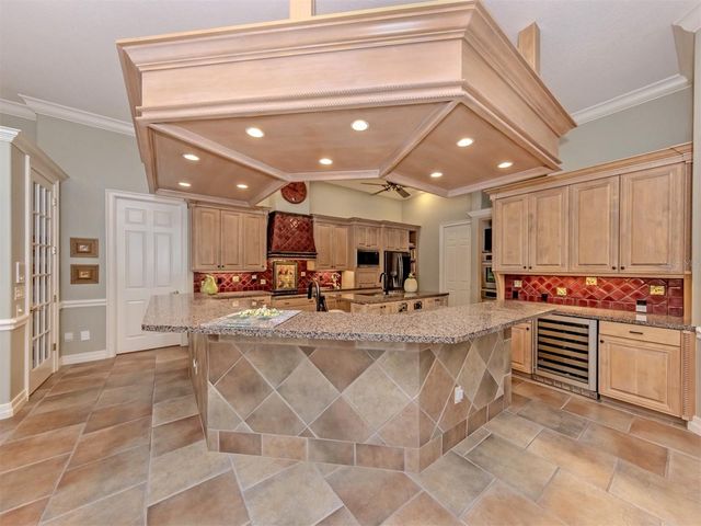 302 STONE BRIAR CREEK DRIVE, Venice, FL 34292