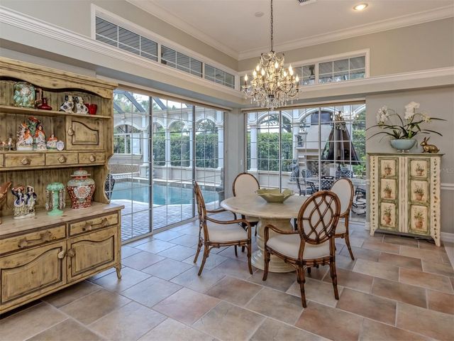 302 STONE BRIAR CREEK DRIVE, Venice, FL 34292