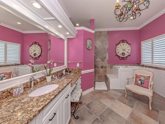302 STONE BRIAR CREEK DRIVE, Venice, FL 34292