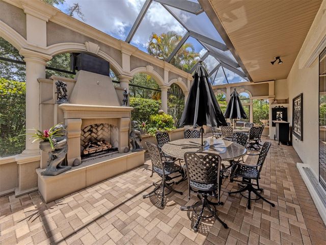 302 STONE BRIAR CREEK DRIVE, Venice, FL 34292