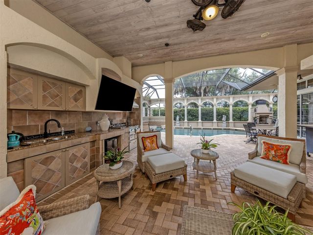 302 STONE BRIAR CREEK DRIVE, Venice, FL 34292
