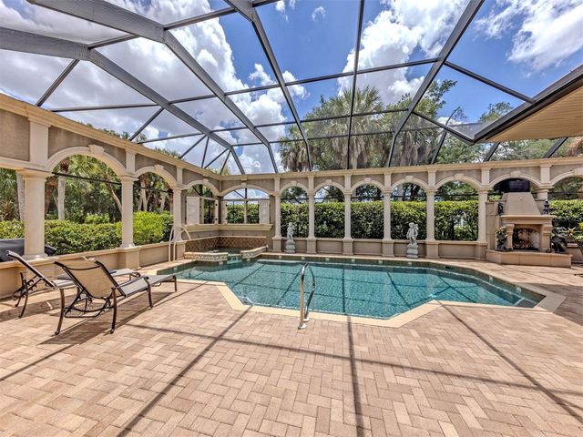 302 STONE BRIAR CREEK DRIVE, Venice, FL 34292