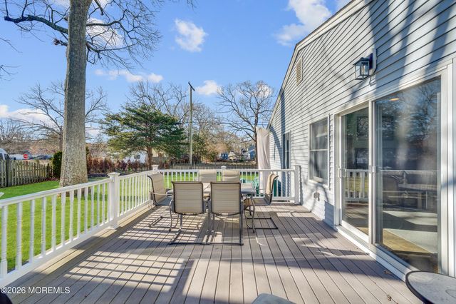 301 Chestnut Drive, Lanoka Harbor, NJ 08734