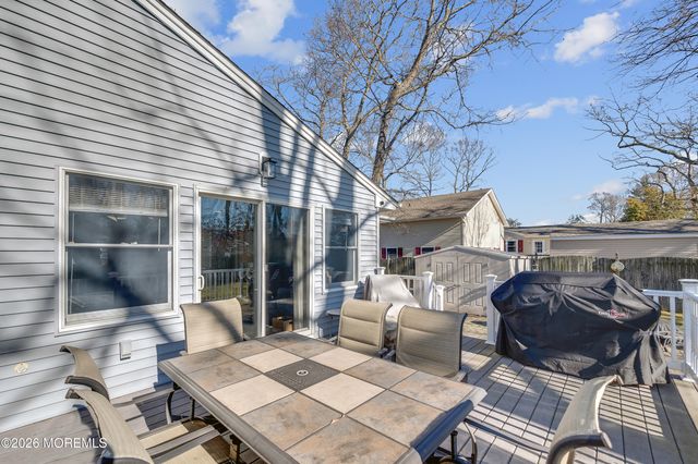 301 Chestnut Drive, Lanoka Harbor, NJ 08734
