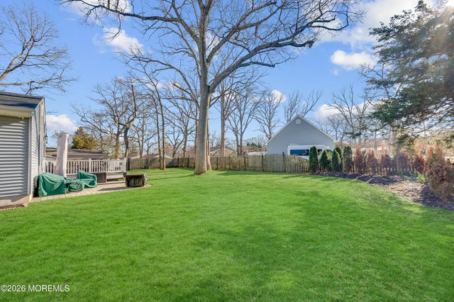 301 Chestnut Drive, Lanoka Harbor, NJ 08734