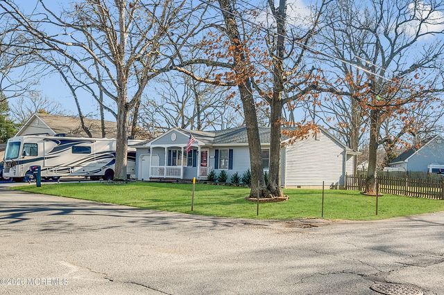 301 Chestnut Drive, Lanoka Harbor, NJ 08734