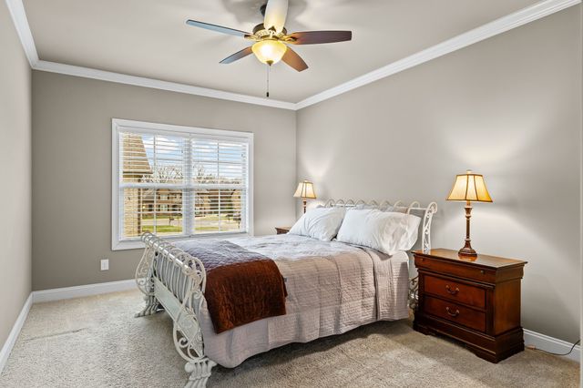 1001 Elkhorn Ct, Spring Hill, TN 37174