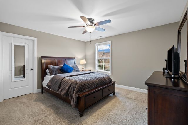 1001 Elkhorn Ct, Spring Hill, TN 37174