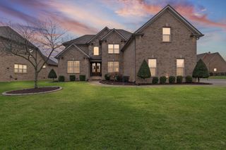 1001 Elkhorn Ct, Spring Hill, TN 37174