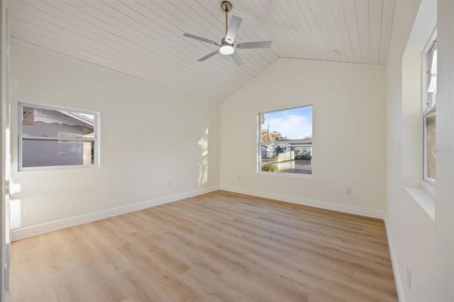 3821 6TH AVENUE N, St Petersburg, FL 33713