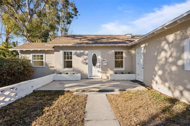 3821 6TH AVENUE N, St Petersburg, FL 33713