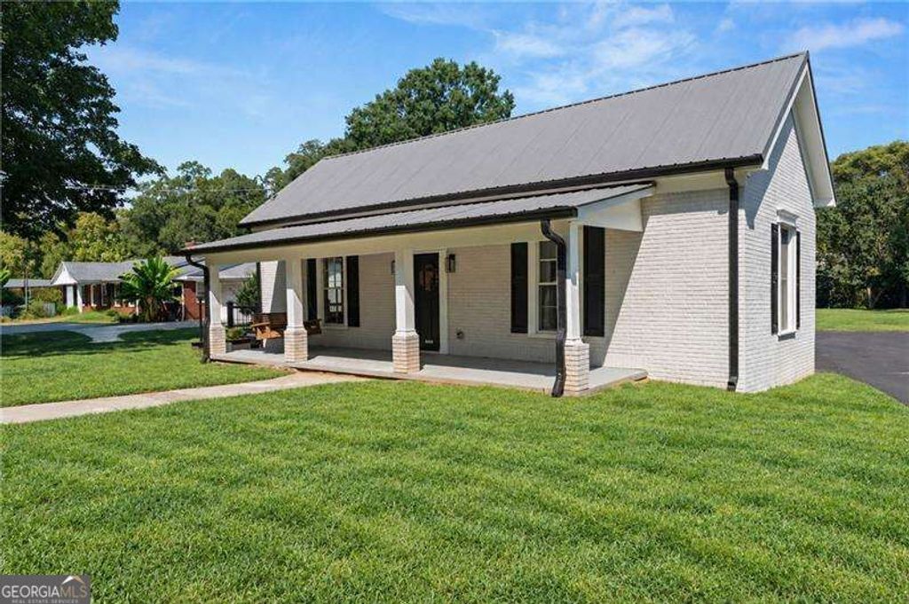 237 N Erwin Street, Cartersville, GA 30120 — exterior