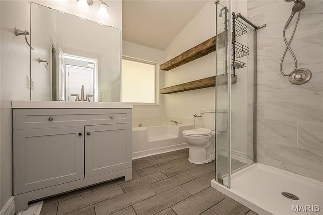 12 Red Cedar Court, St Charles, MO 63303