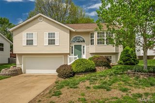 12 Red Cedar Court, St Charles, MO 63303