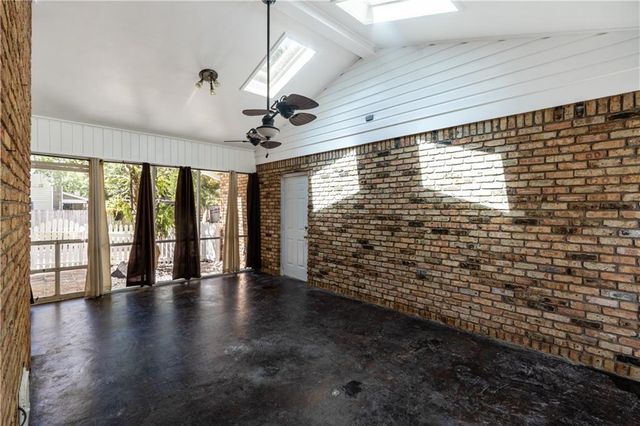 814 Pinemont Drive, Mobile, AL 36609