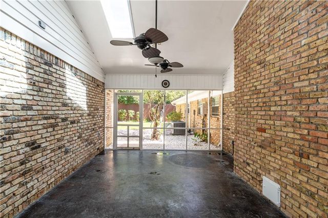 814 Pinemont Drive, Mobile, AL 36609
