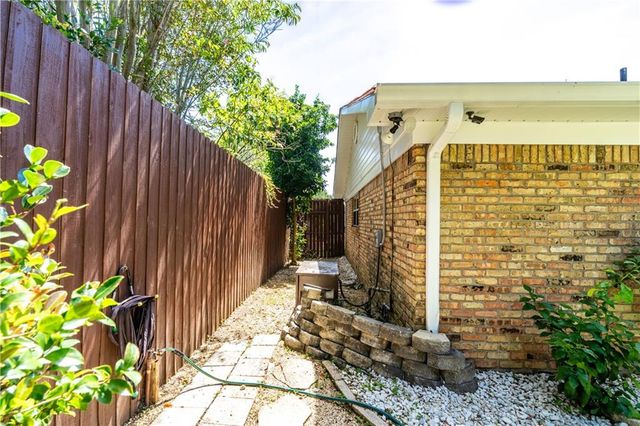 814 Pinemont Drive, Mobile, AL 36609