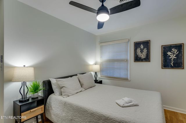 524 Reba Ln, Gatlinburg, TN 37738