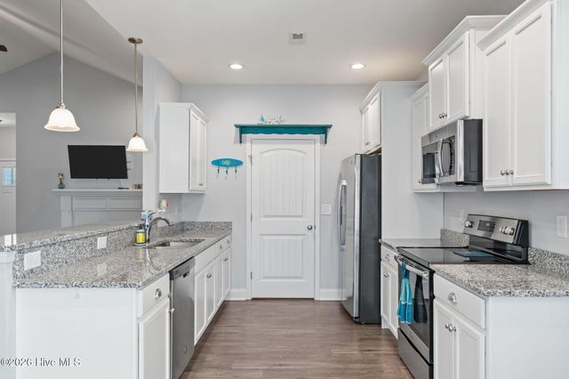 106 NW 19th Street, Oak Island, NC 28465