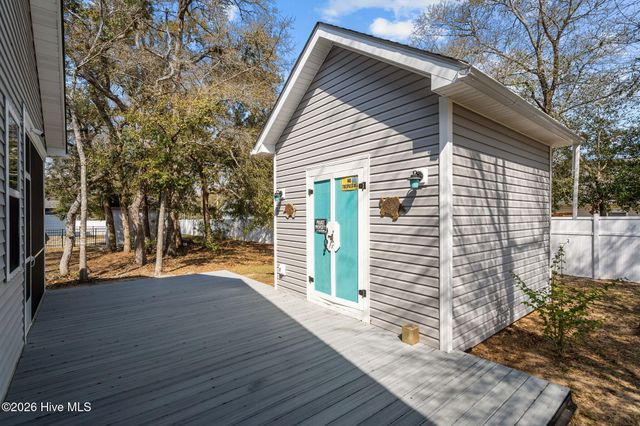 106 NW 19th Street, Oak Island, NC 28465