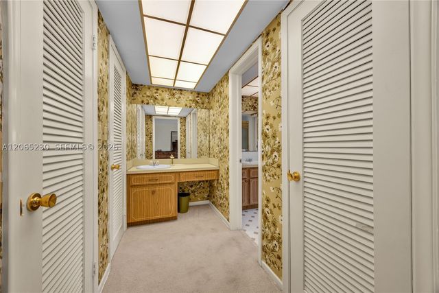11800 SW 72nd Ave, Pinecrest, FL 33156