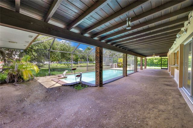 11800 SW 72nd Ave, Pinecrest, FL 33156