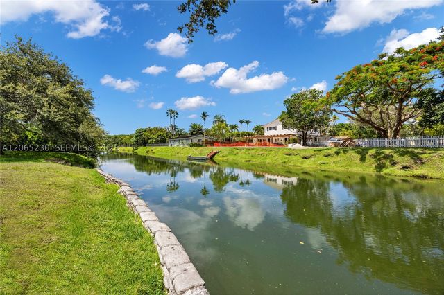 11800 SW 72nd Ave, Pinecrest, FL 33156