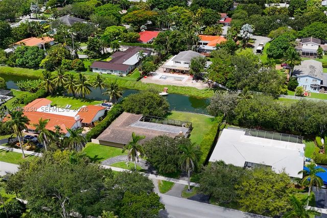 11800 SW 72nd Ave, Pinecrest, FL 33156