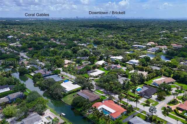 11800 SW 72nd Ave, Pinecrest, FL 33156