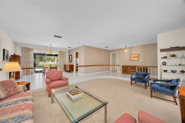 11800 SW 72nd Ave, Pinecrest, FL 33156