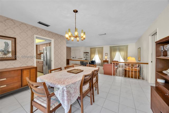 11800 SW 72nd Ave, Pinecrest, FL 33156