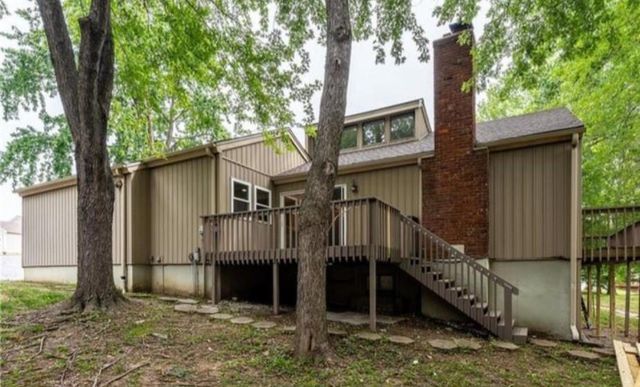 8237 N Chatham Avenue, Kansas City, MO 64151