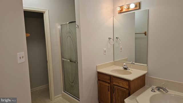 114 SETTLERS CIR, Winchester, VA 22602