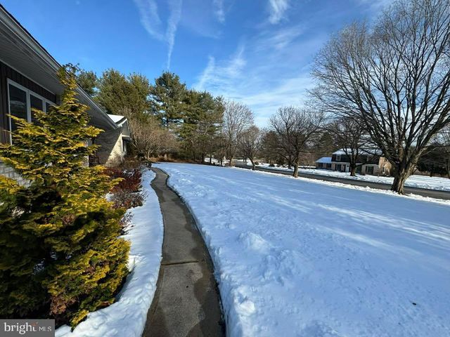 4377 ASTOR DR, Orefield, PA 18069