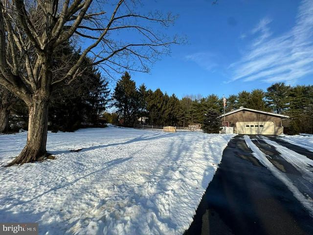 4377 ASTOR DR, Orefield, PA 18069