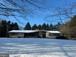 4377 ASTOR DR, Orefield, PA 18069