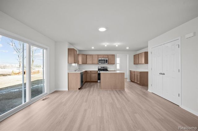 34395 Starling, Chesterfield, MI 48047