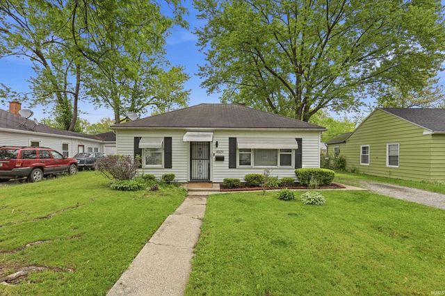 4501 standish Drive, Fort Wayne, IN 46806