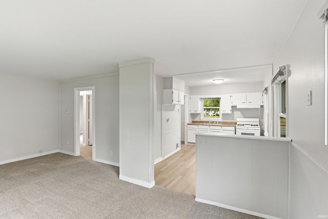 4501 standish Drive, Fort Wayne, IN 46806