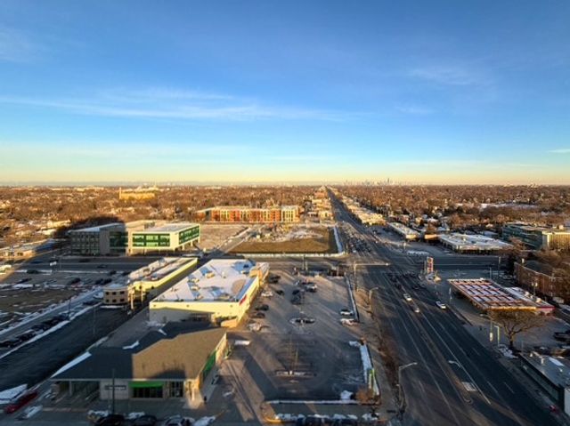 7234 W North Avenue 1807, Elmwood Park, IL 60707