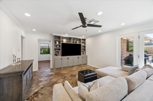 1814 Haverhill Drive, Houston, TX 77008