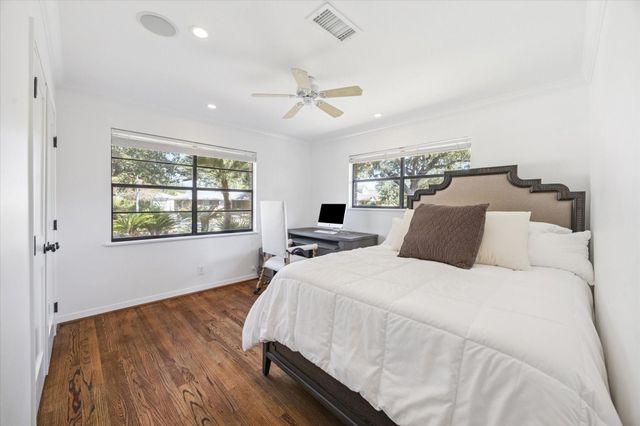 1814 Haverhill Drive, Houston, TX 77008