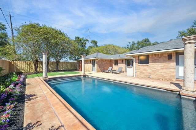 1814 Haverhill Drive, Houston, TX 77008