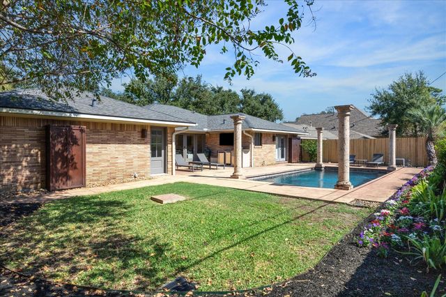 1814 Haverhill Drive, Houston, TX 77008