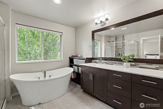 17511 92nd Place NE, Bothell, WA 98011