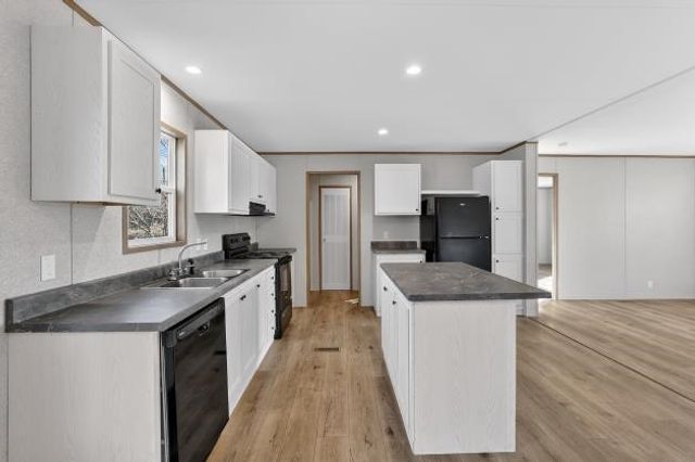 123 Kelly Court, Azle, TX 76020