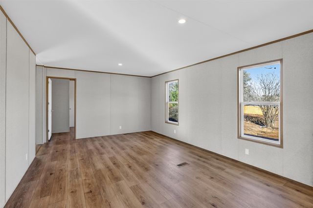 123 Kelly Court, Azle, TX 76020