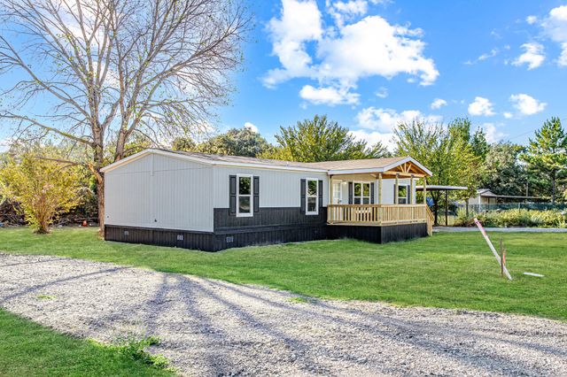 123 Kelly Court, Azle, TX 76020