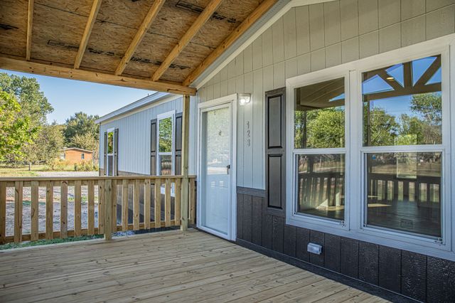 123 Kelly Court, Azle, TX 76020