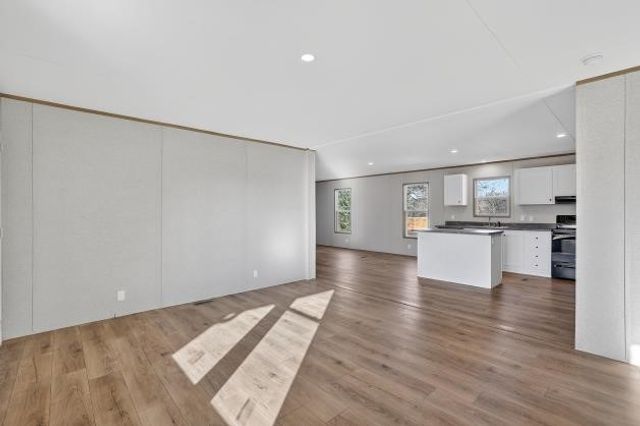 123 Kelly Court, Azle, TX 76020